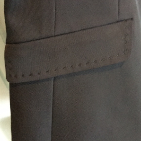 Tahari like new jacket - Picture 3 of 6